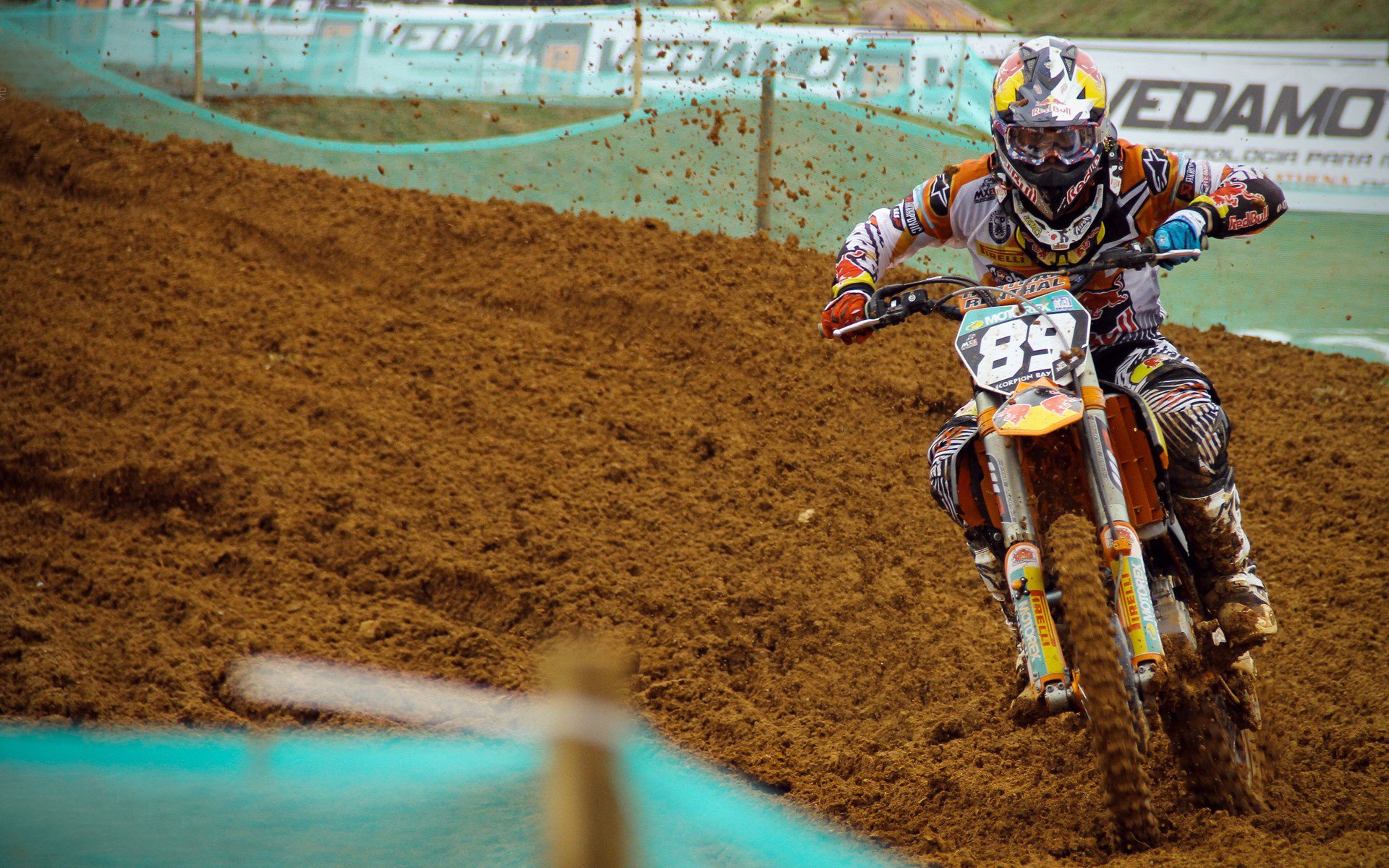 中国足球青训课程加强守门员核心能力培养,青少年足球守门员训练